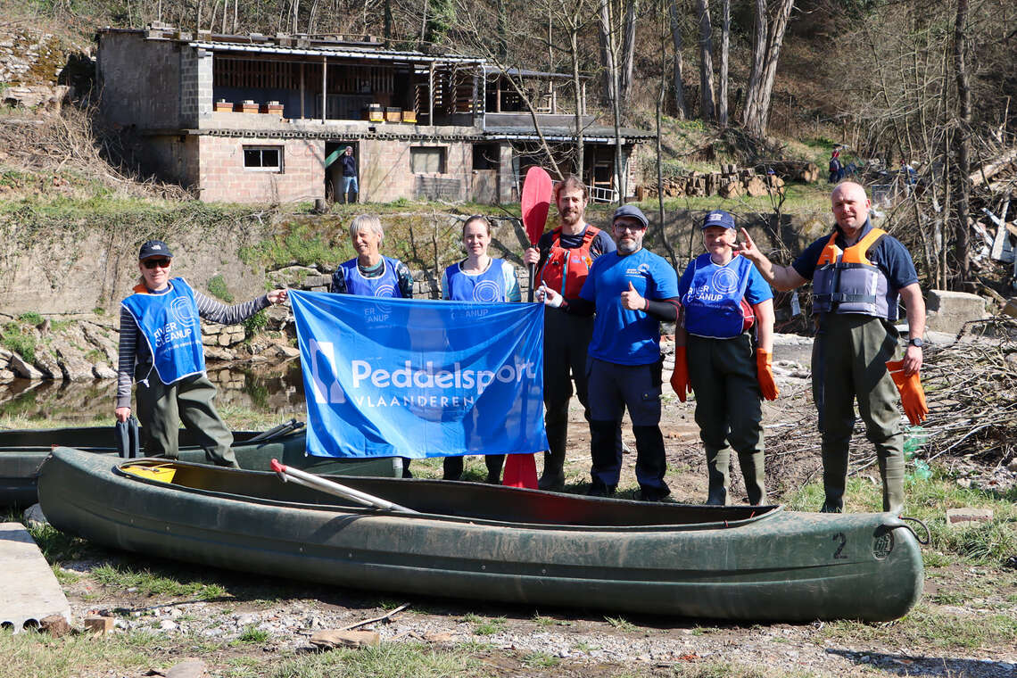 PaddleCleanup2022Wallonië2 -  - "Rivier van mensen"