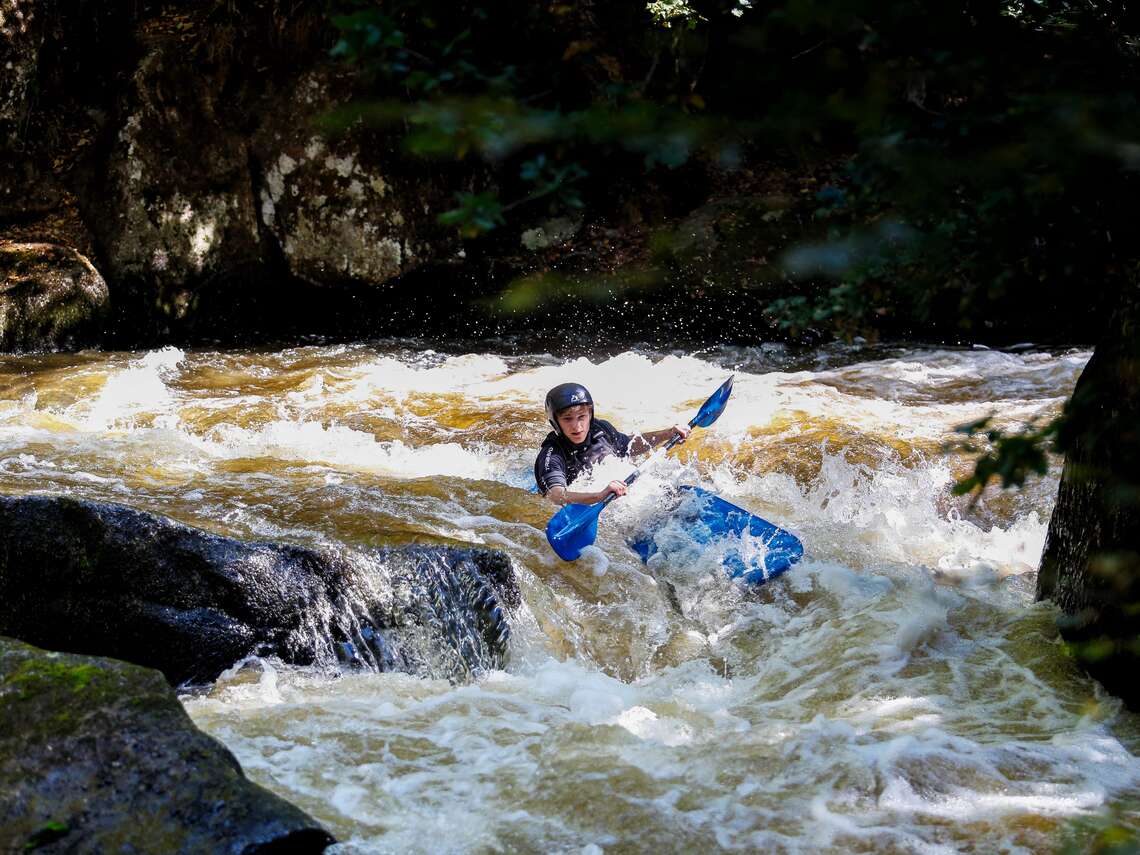 Wildwater-avontuurlijk-peddelsport-kajak 2-min (1) -  - Wildwater